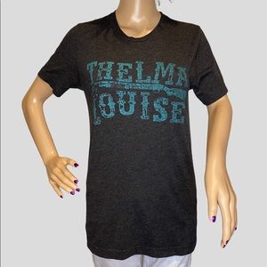 Texas True Threads "Thelma & Louse" Charcoal Gray Tee Shirt T-Shirt Sz Small VGC